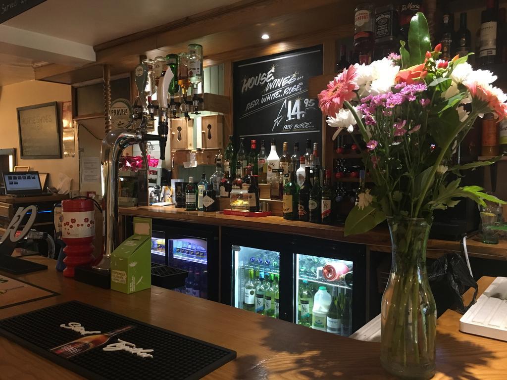 Three Horseshoes Inn Bubbenhall Buitenkant foto