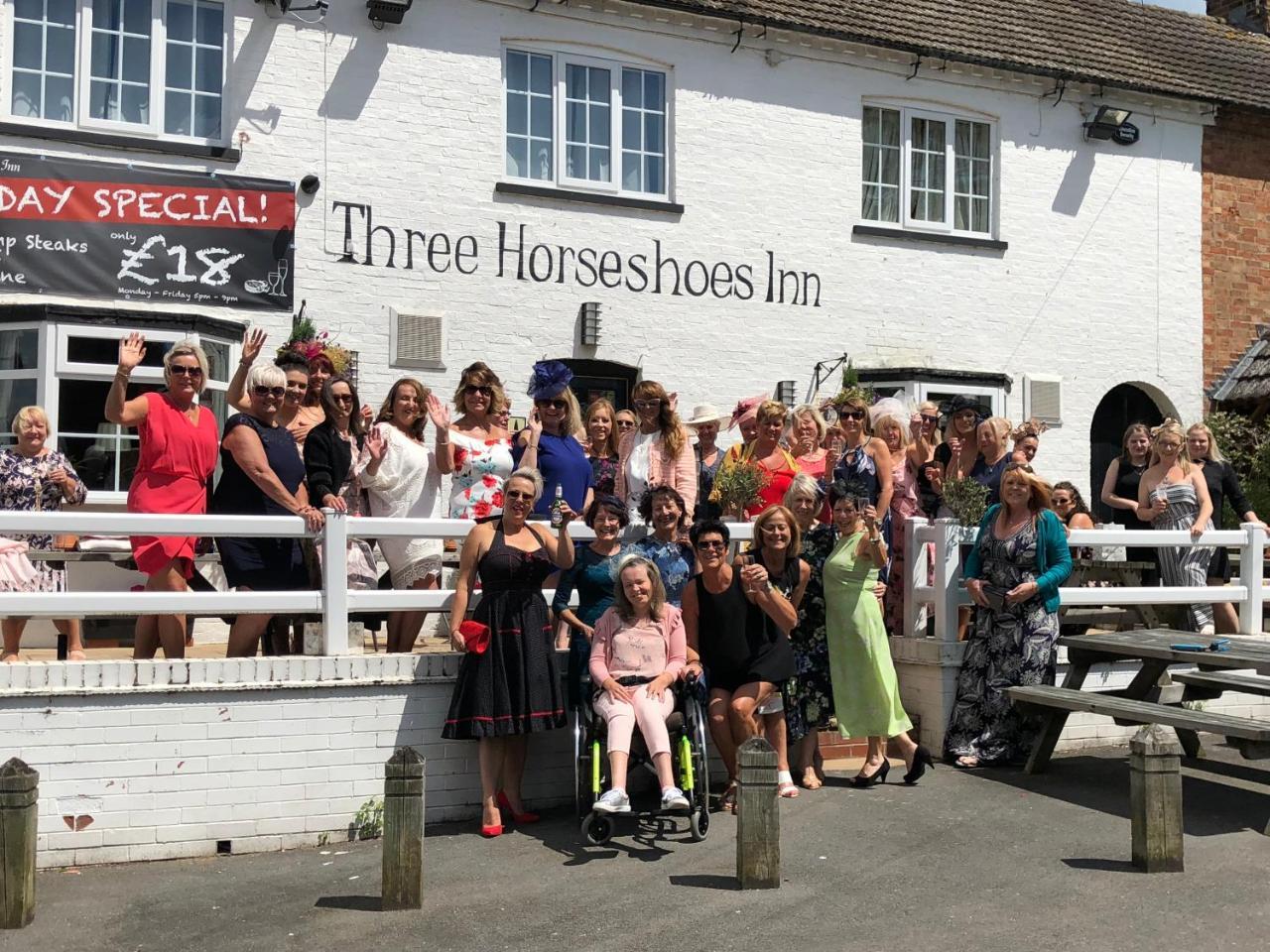 Three Horseshoes Inn Bubbenhall Buitenkant foto